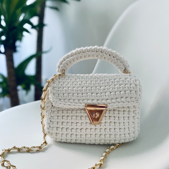 White Handmade bag/Crochet bag/Crochet handbag/Hand knitted bag/Shoulder bag - Picture 3 of 8